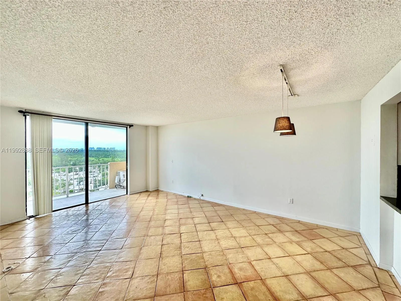 2350 Ne 135th St 1101, North Miami, Florida 33181, North Miami, Florida 33181, 1 Bedroom Bedrooms, ,1 BathroomBathrooms,Residential,For Sale,2350 Ne 135th St 1101, North Miami, Florida 33181,A11992888