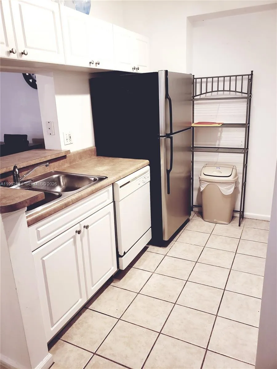 17125 N Bay Rd 3403, Sunny Isles Beach, Florida 33, Sunny Isles Beach, Florida 33160, 1 Bedroom Bedrooms, ,1 BathroomBathrooms,Residential Lease,For Rent,17125 N Bay Rd 3403, Sunny Isles Beach, Florida 33,A11992894
