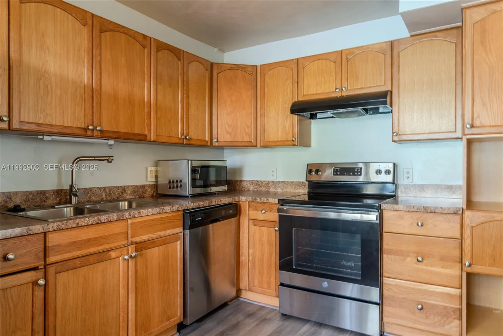 16431 Blatt Blvd 103, Weston, Florida 33326, Weston, Florida 33326, 2 Bedrooms Bedrooms, ,2 BathroomsBathrooms,Residential Lease,For Rent,16431 Blatt Blvd 103, Weston, Florida 33326,A11992903