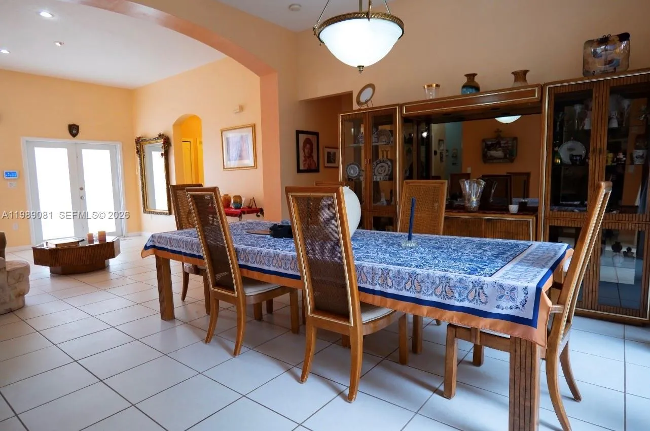 Miami, Florida 33196, 3 Bedrooms Bedrooms, ,2 BathroomsBathrooms,Residential,For Sale,A11989081