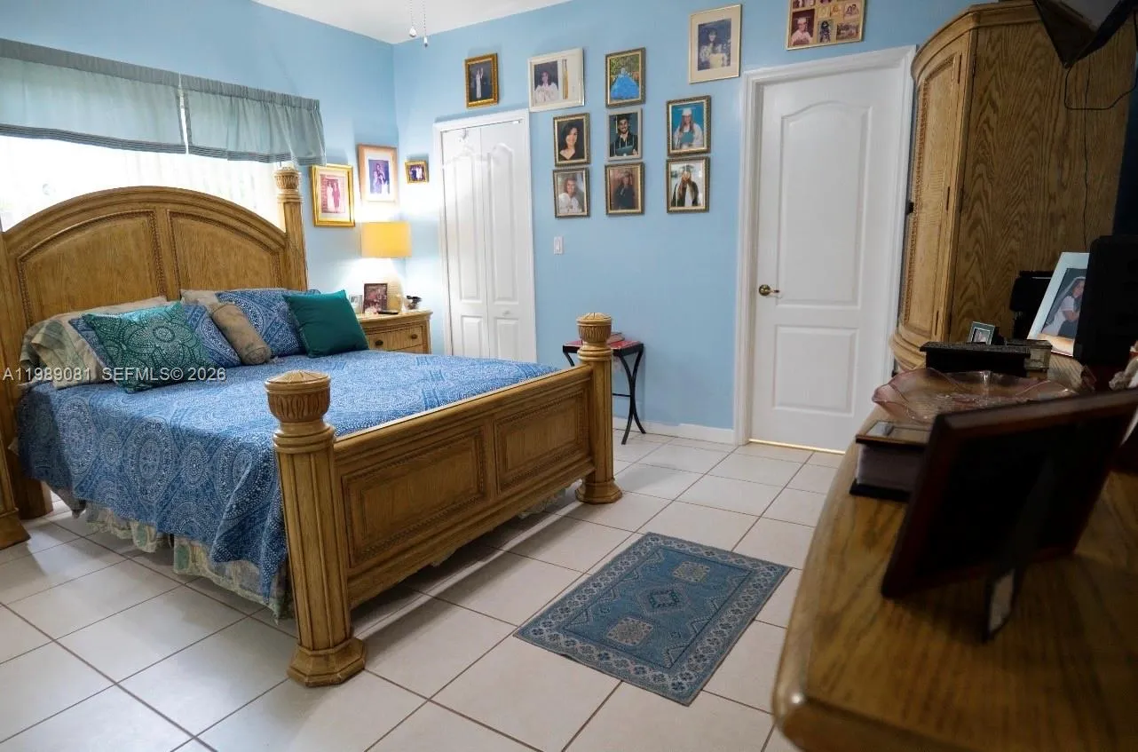 Miami, Florida 33196, 3 Bedrooms Bedrooms, ,2 BathroomsBathrooms,Residential,For Sale,A11989081