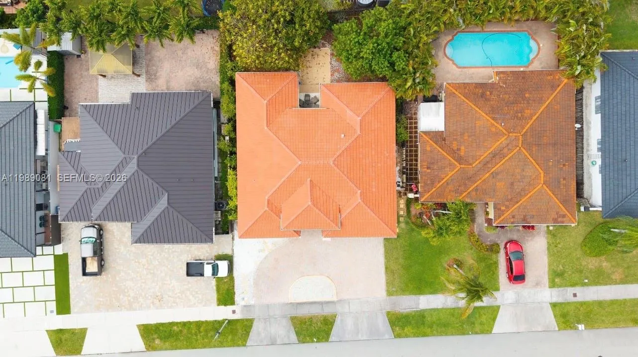 Miami, Florida 33196, 3 Bedrooms Bedrooms, ,2 BathroomsBathrooms,Residential,For Sale,A11989081