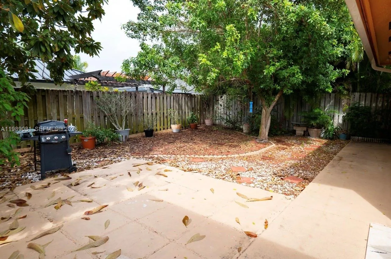 Miami, Florida 33196, 3 Bedrooms Bedrooms, ,2 BathroomsBathrooms,Residential,For Sale,A11989081