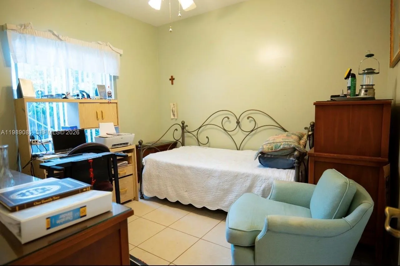 Miami, Florida 33196, 3 Bedrooms Bedrooms, ,2 BathroomsBathrooms,Residential,For Sale,A11989081