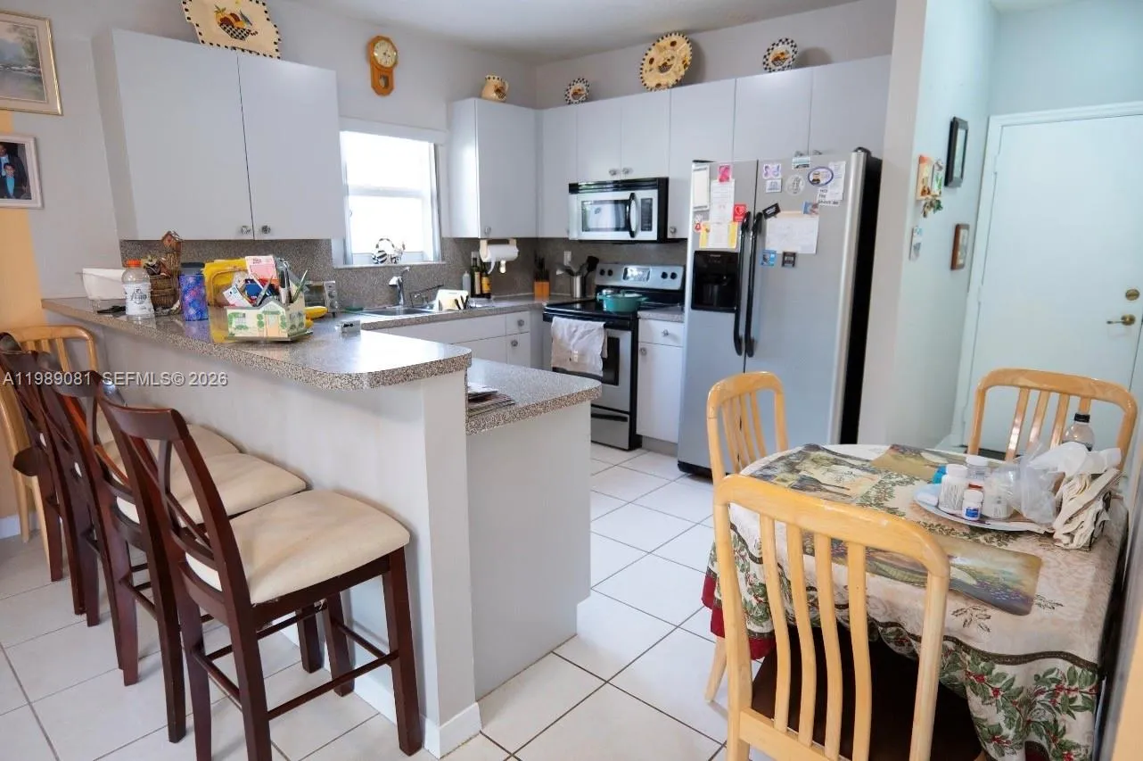 Miami, Florida 33196, 3 Bedrooms Bedrooms, ,2 BathroomsBathrooms,Residential,For Sale,A11989081