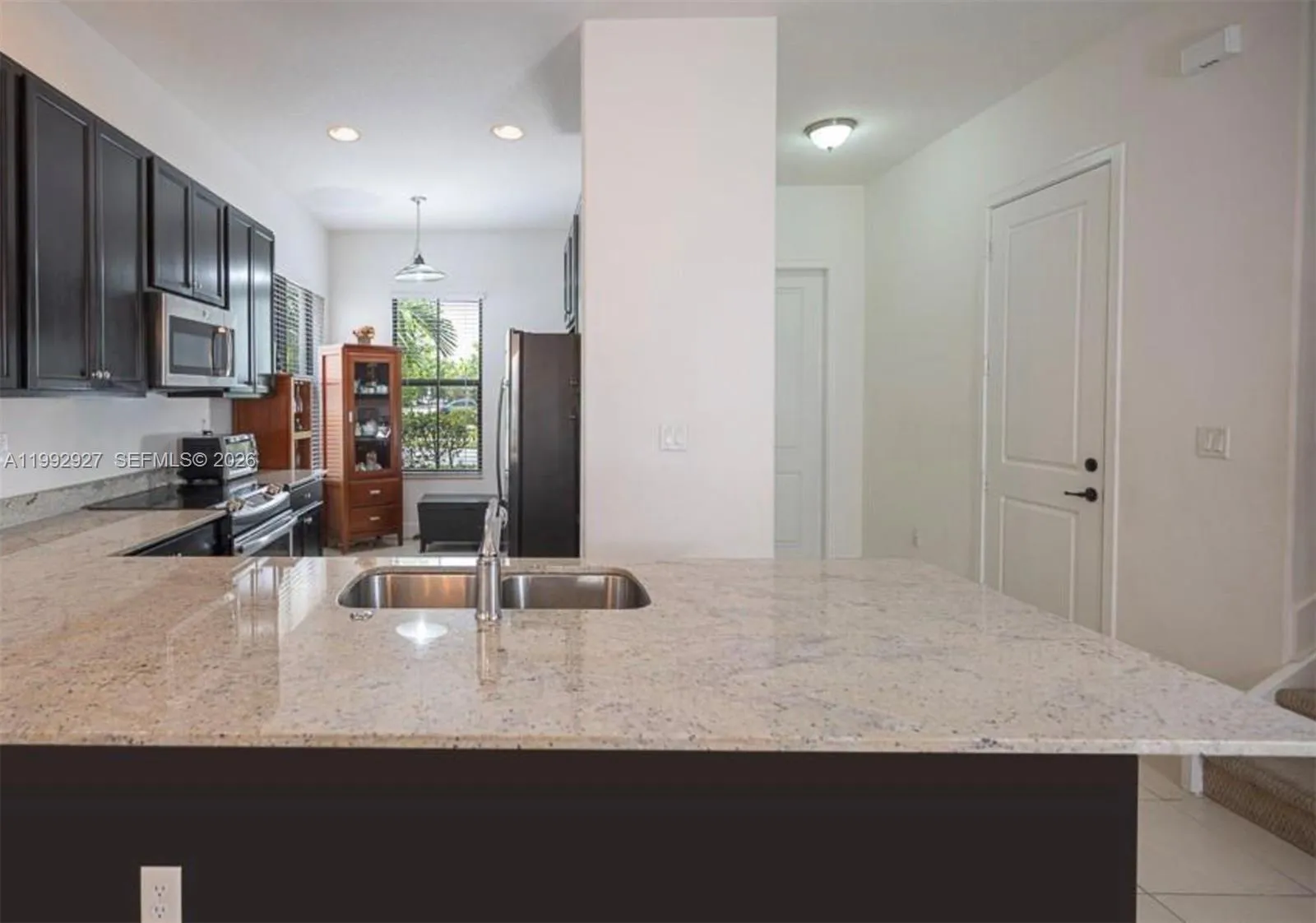 9776 W 34th Ave 9776, Hialeah, Florida 33018, Hialeah, Florida 33018, 4 Bedrooms Bedrooms, ,3 BathroomsBathrooms,Residential Lease,For Rent,9776 W 34th Ave 9776, Hialeah, Florida 33018,A11992927
