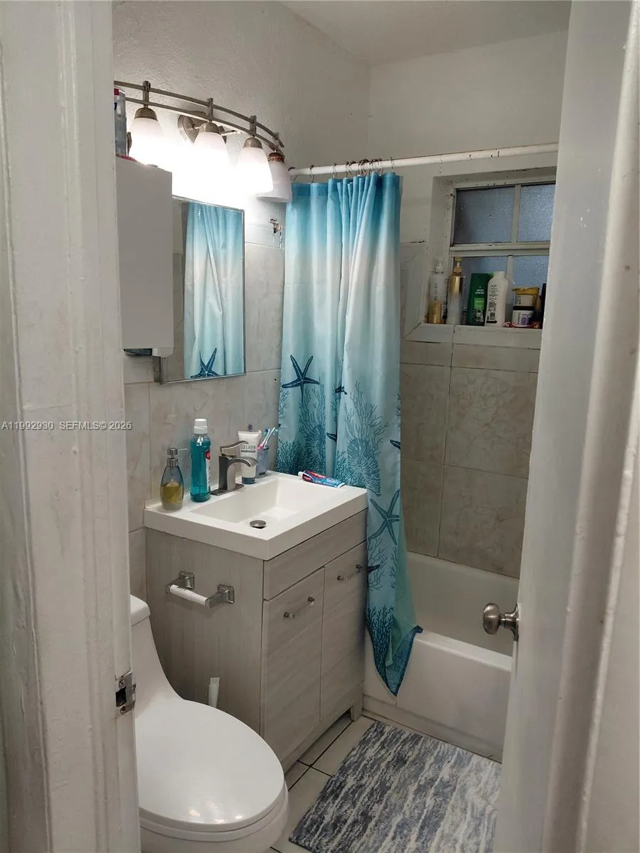 5731 - 5733 Nw 6th Ave, Miami, Florida 33127, Miami, Florida 33127, ,Residential Income,For Sale,5731 - 5733 Nw 6th Ave, Miami, Florida 33127,A11992930