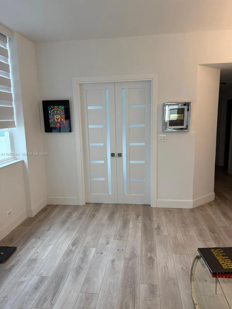 5005 Collins Ave 1525, Miami Beach, Florida 33140, Miami Beach, Florida 33140, 2 Bedrooms Bedrooms, ,1 BathroomBathrooms,Residential Lease,For Rent,5005 Collins Ave 1525, Miami Beach, Florida 33140,A11992141