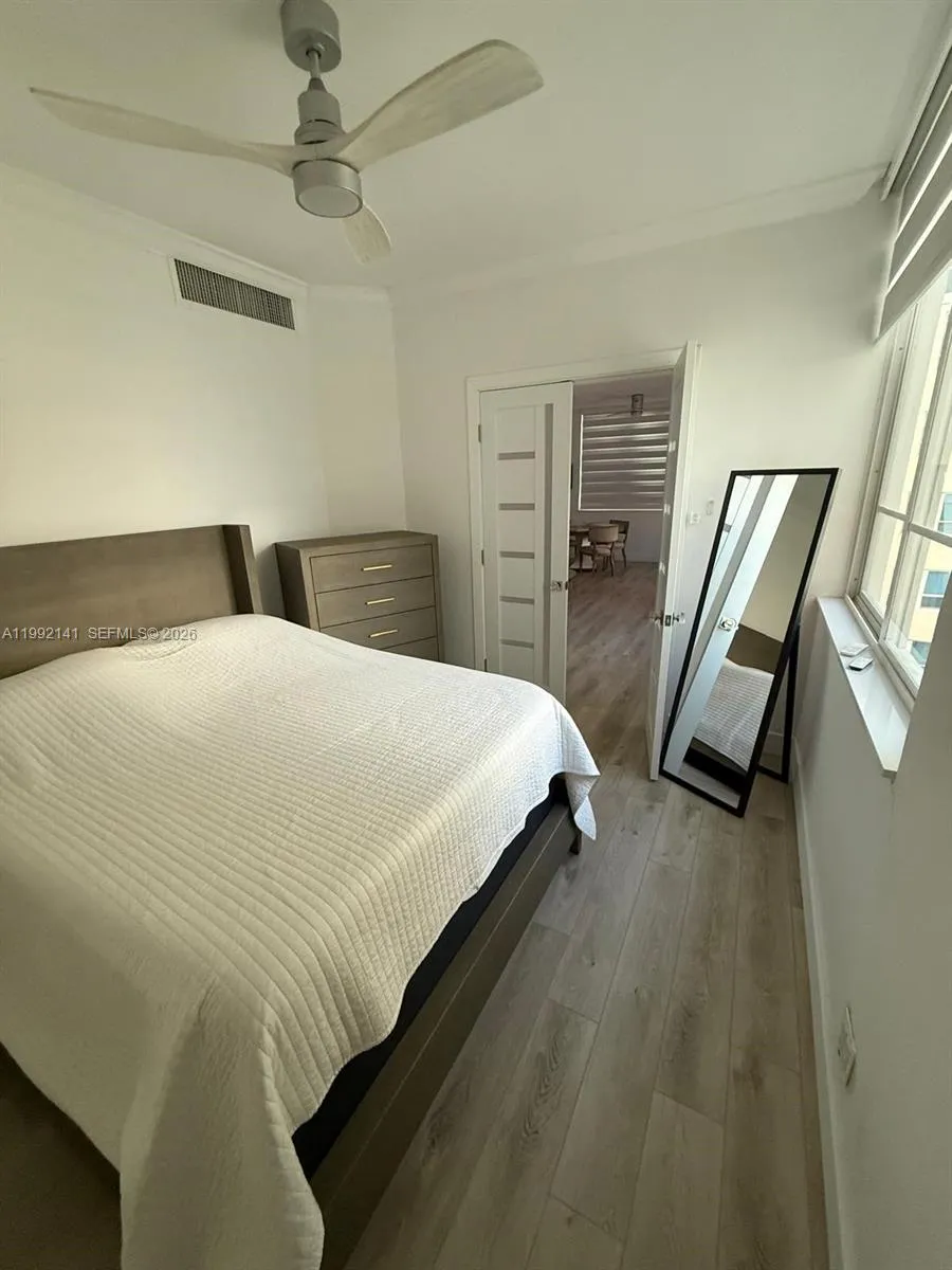 5005 Collins Ave 1525, Miami Beach, Florida 33140, Miami Beach, Florida 33140, 2 Bedrooms Bedrooms, ,1 BathroomBathrooms,Residential Lease,For Rent,5005 Collins Ave 1525, Miami Beach, Florida 33140,A11992141