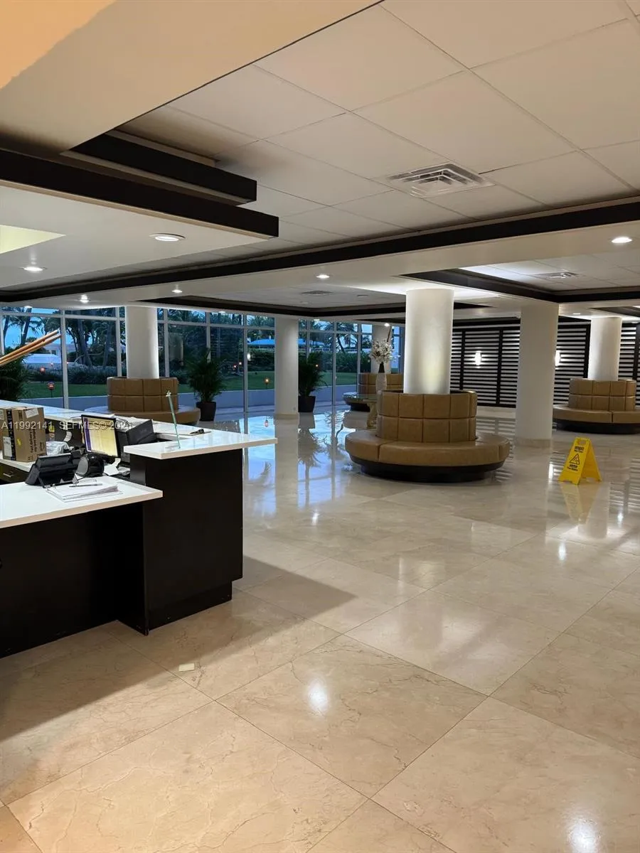 5005 Collins Ave 1525, Miami Beach, Florida 33140, Miami Beach, Florida 33140, 2 Bedrooms Bedrooms, ,1 BathroomBathrooms,Residential Lease,For Rent,5005 Collins Ave 1525, Miami Beach, Florida 33140,A11992141