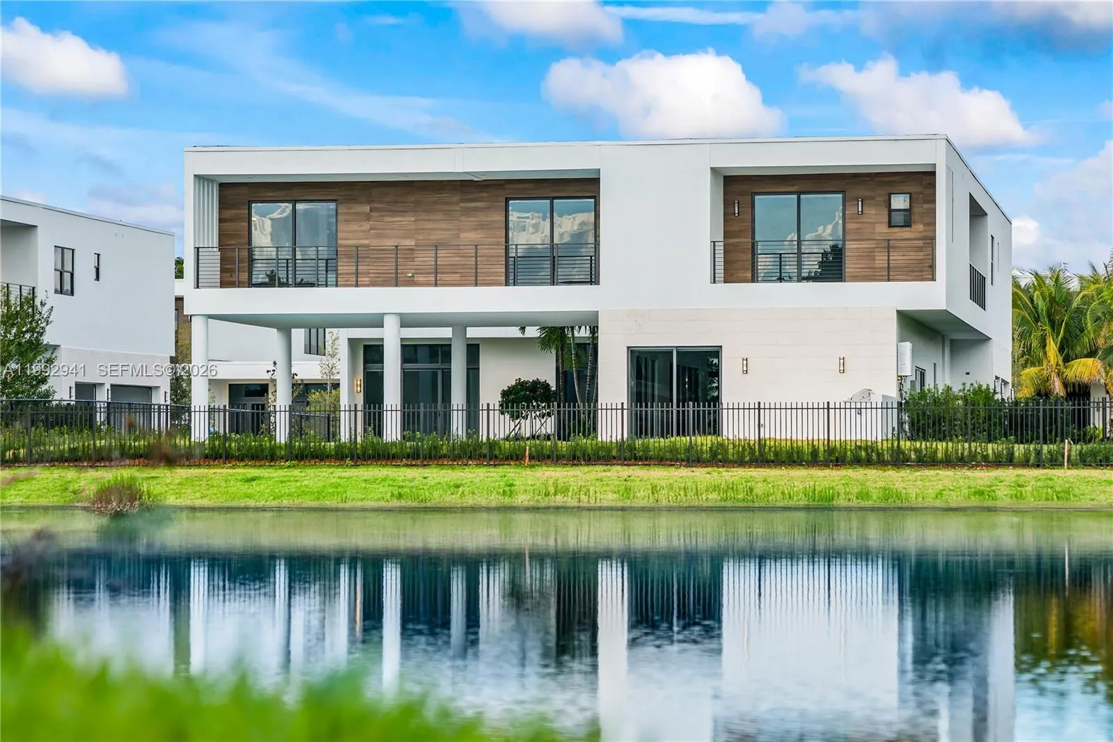 16680 N Botaniko Dr N 16680, Weston, Florida 33326, Weston, Florida 33326, 5 Bedrooms Bedrooms, ,6 BathroomsBathrooms,Residential Lease,For Rent,16680 N Botaniko Dr N 16680, Weston, Florida 33326,A11992941