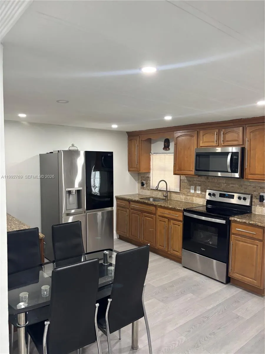 12888 Sw 17th St, Unincorporated Dade, Florida 331, Unincorporated Dade, Florida 33175, 5 Bedrooms Bedrooms, ,4 BathroomsBathrooms,Residential,For Sale,12888 Sw 17th St, Unincorporated Dade, Florida 331,A11992769