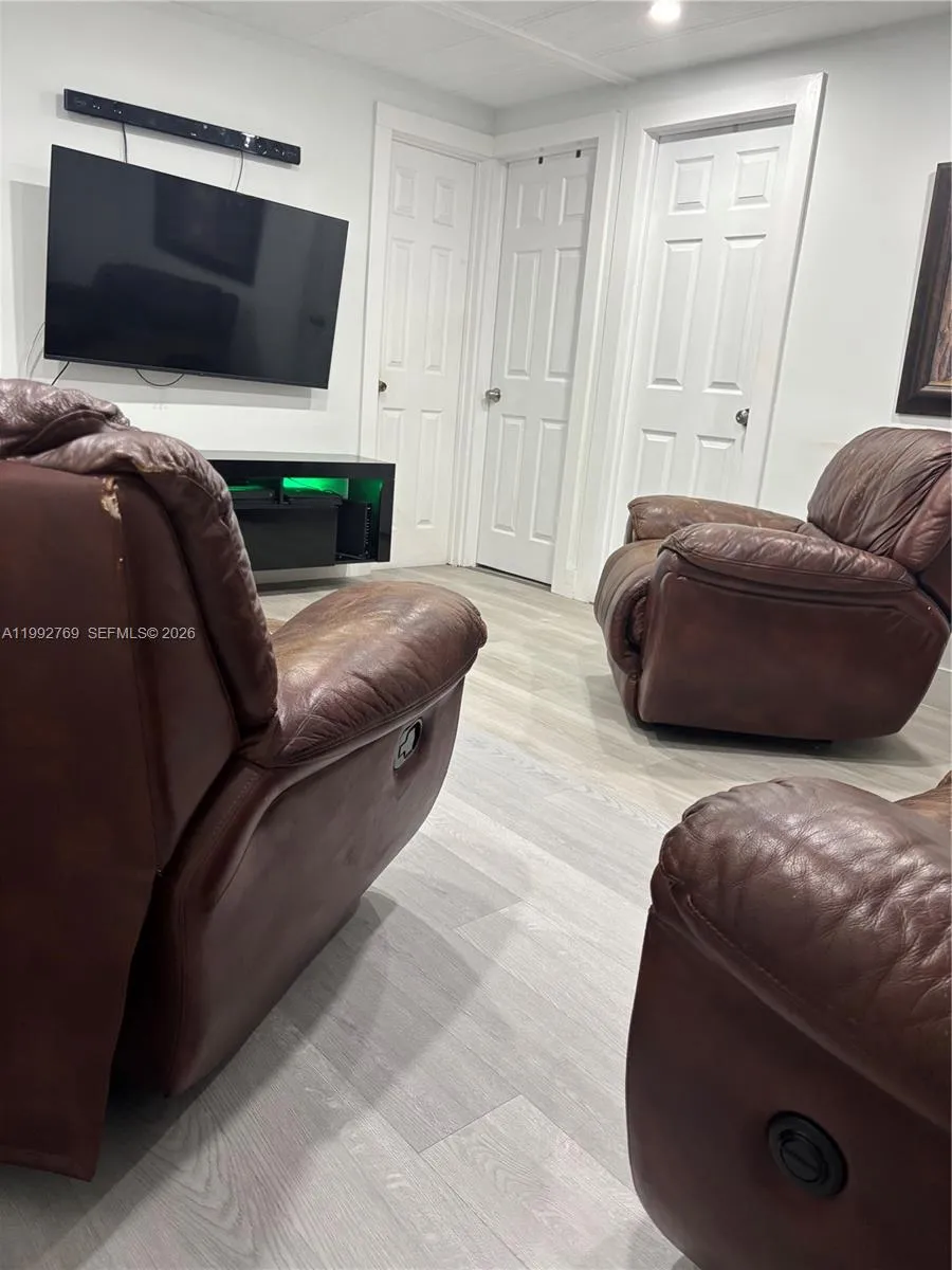 12888 Sw 17th St, Unincorporated Dade, Florida 331, Unincorporated Dade, Florida 33175, 5 Bedrooms Bedrooms, ,4 BathroomsBathrooms,Residential,For Sale,12888 Sw 17th St, Unincorporated Dade, Florida 331,A11992769