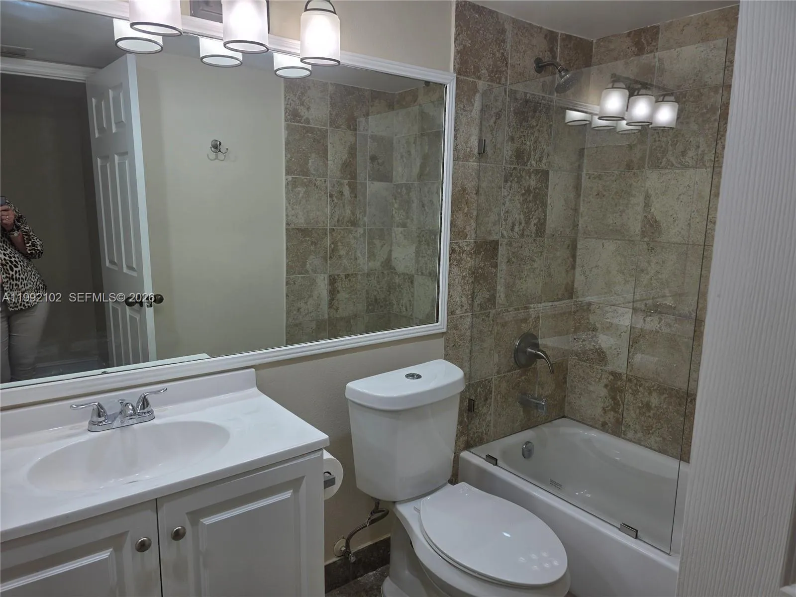 8100 Geneva Ct 432, Doral, Florida 33166, Doral, Florida 33166, 1 Bedroom Bedrooms, ,1 BathroomBathrooms,Residential,For Sale,8100 Geneva Ct 432, Doral, Florida 33166,A11992102