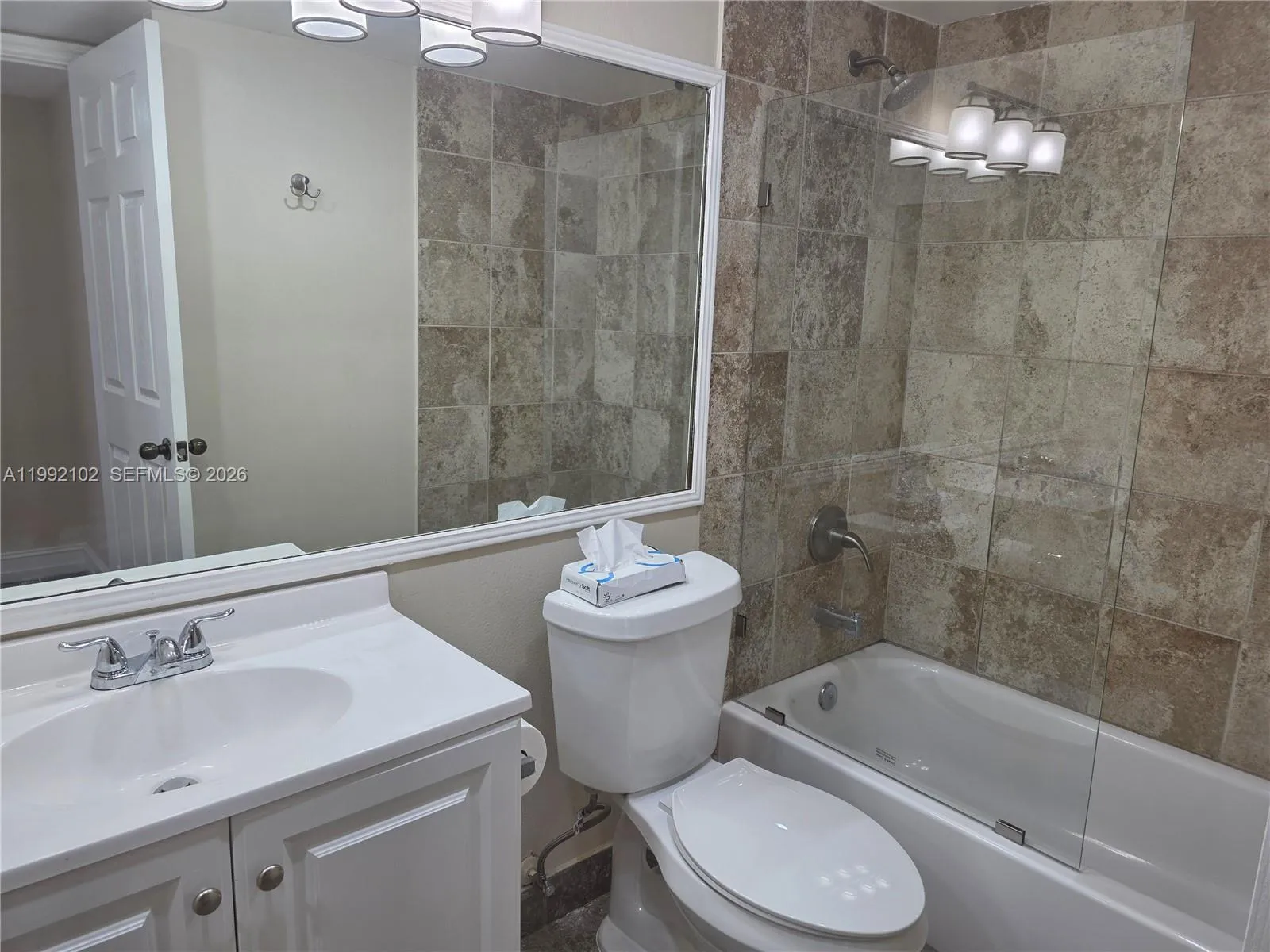 8100 Geneva Ct 432, Doral, Florida 33166, Doral, Florida 33166, 1 Bedroom Bedrooms, ,1 BathroomBathrooms,Residential,For Sale,8100 Geneva Ct 432, Doral, Florida 33166,A11992102