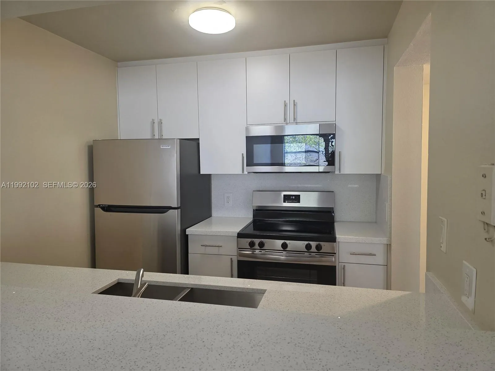 8100 Geneva Ct 432, Doral, Florida 33166, Doral, Florida 33166, 1 Bedroom Bedrooms, ,1 BathroomBathrooms,Residential,For Sale,8100 Geneva Ct 432, Doral, Florida 33166,A11992102