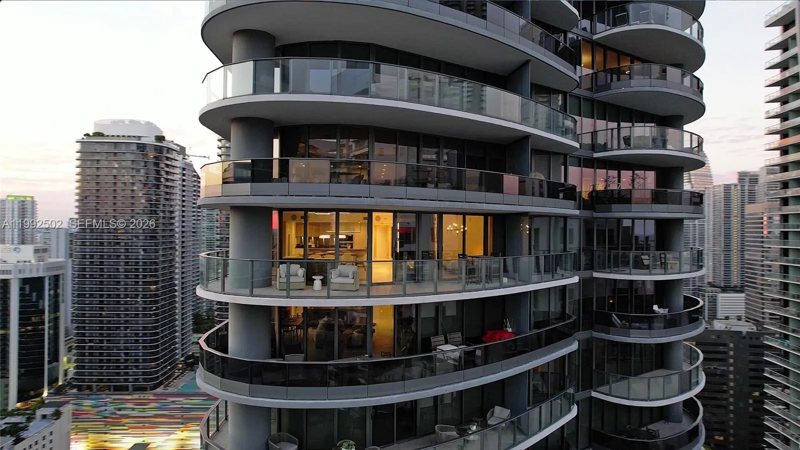 1000 Brickell Plz 3702, Miami, Florida 33131, Miami, Florida 33131, 3 Bedrooms Bedrooms, ,3 BathroomsBathrooms,Residential,For Sale,1000 Brickell Plz 3702, Miami, Florida 33131,A11992502