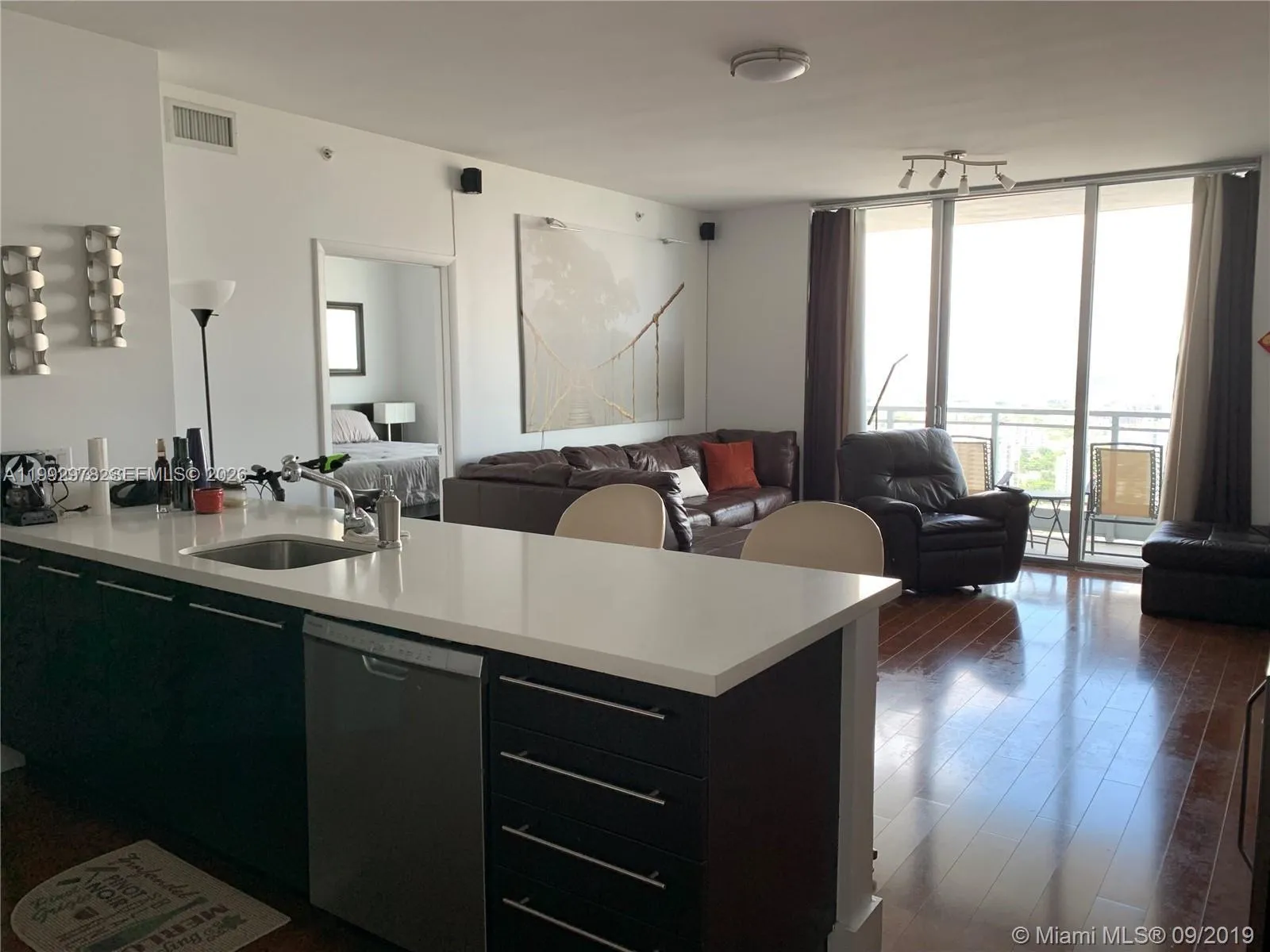 90 Sw 3rd St 4008, Miami, Florida 33130, Miami, Florida 33130, 2 Bedrooms Bedrooms, ,2 BathroomsBathrooms,Residential Lease,For Rent,90 Sw 3rd St 4008, Miami, Florida 33130,A11992978