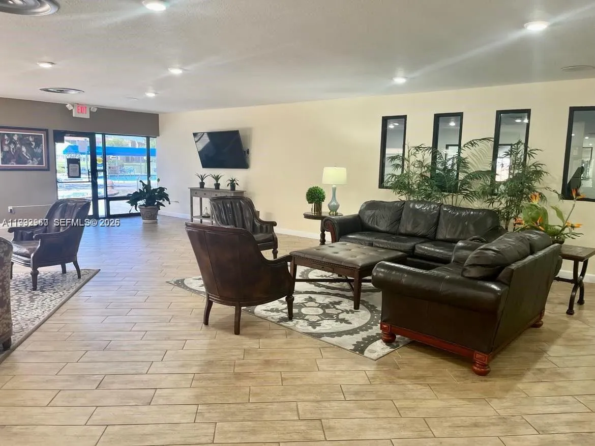 9580 Sunrise Lakes Blvd 205, Sunrise, Florida 3332, Sunrise, Florida 33322, 1 Bedroom Bedrooms, ,1 BathroomBathrooms,Residential,For Sale,9580 Sunrise Lakes Blvd 205, Sunrise, Florida 3332,A11992960