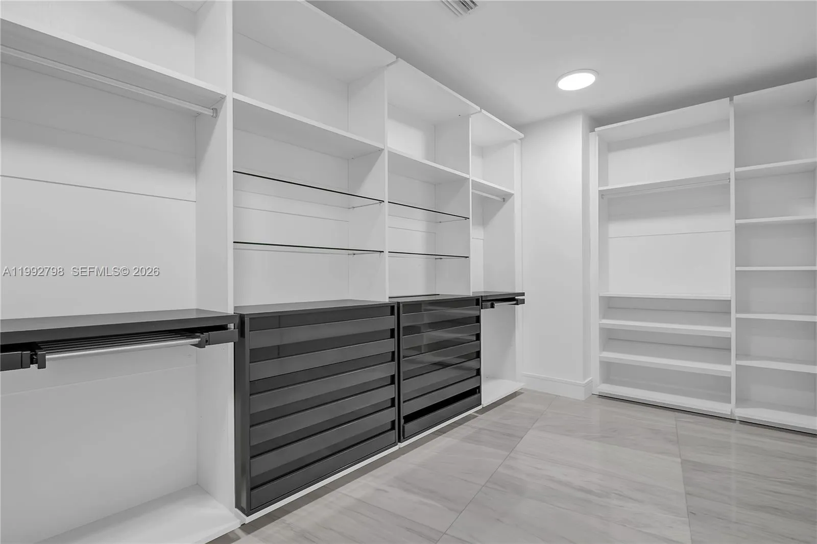 3300 Ne 188th St 615, Aventura, Florida 33180, Aventura, Florida 33180, 3 Bedrooms Bedrooms, ,5 BathroomsBathrooms,Residential,For Sale,3300 Ne 188th St 615, Aventura, Florida 33180,A11992798