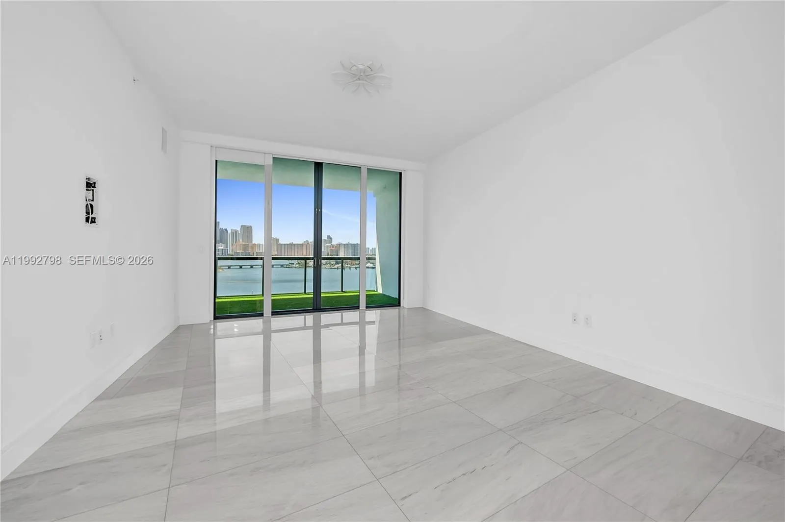 3300 Ne 188th St 615, Aventura, Florida 33180, Aventura, Florida 33180, 3 Bedrooms Bedrooms, ,5 BathroomsBathrooms,Residential,For Sale,3300 Ne 188th St 615, Aventura, Florida 33180,A11992798