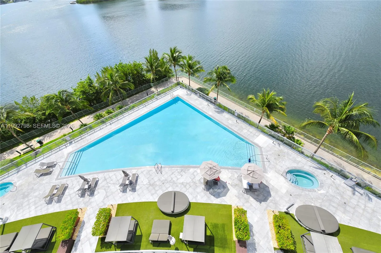 3300 Ne 188th St 615, Aventura, Florida 33180, Aventura, Florida 33180, 3 Bedrooms Bedrooms, ,5 BathroomsBathrooms,Residential,For Sale,3300 Ne 188th St 615, Aventura, Florida 33180,A11992798