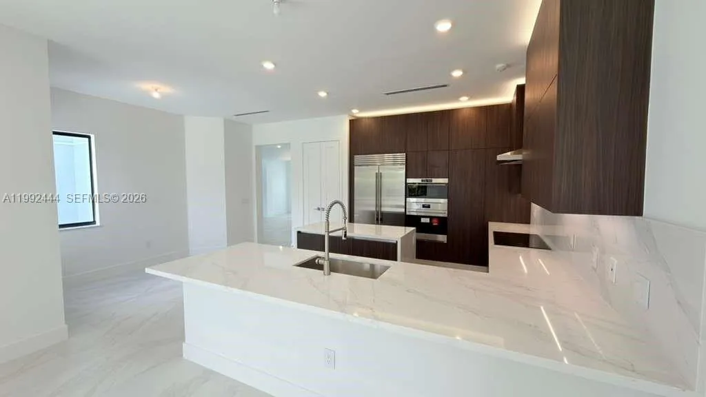 19708 Ne 14th, Miami, Florida 33179, Miami, Florida 33179, 5 Bedrooms Bedrooms, ,4 BathroomsBathrooms,Residential Lease,For Rent,19708 Ne 14th, Miami, Florida 33179,A11992444