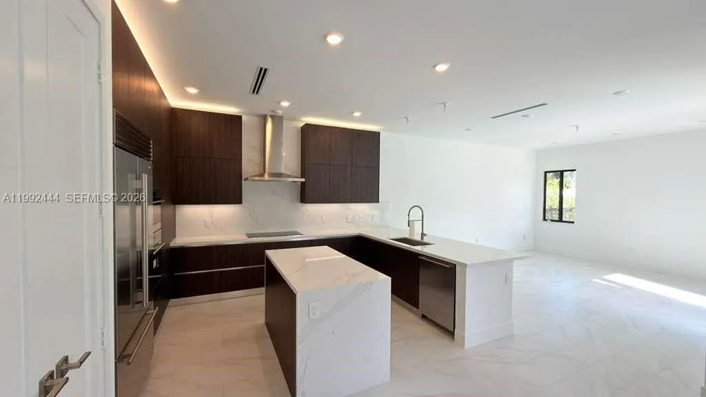 19708 Ne 14th, Miami, Florida 33179, Miami, Florida 33179, 5 Bedrooms Bedrooms, ,4 BathroomsBathrooms,Residential Lease,For Rent,19708 Ne 14th, Miami, Florida 33179,A11992444