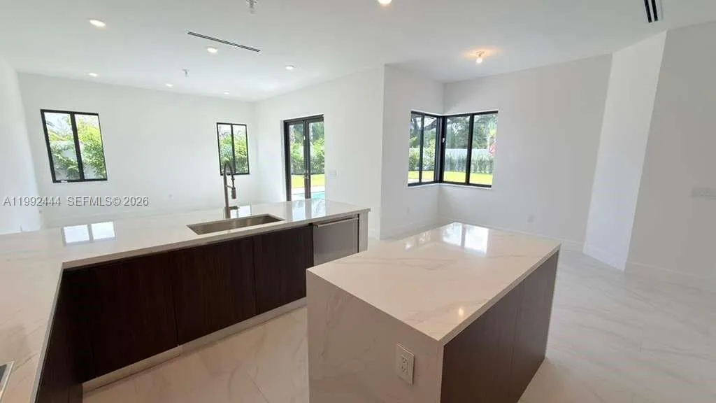 19708 Ne 14th, Miami, Florida 33179, Miami, Florida 33179, 5 Bedrooms Bedrooms, ,4 BathroomsBathrooms,Residential Lease,For Rent,19708 Ne 14th, Miami, Florida 33179,A11992444