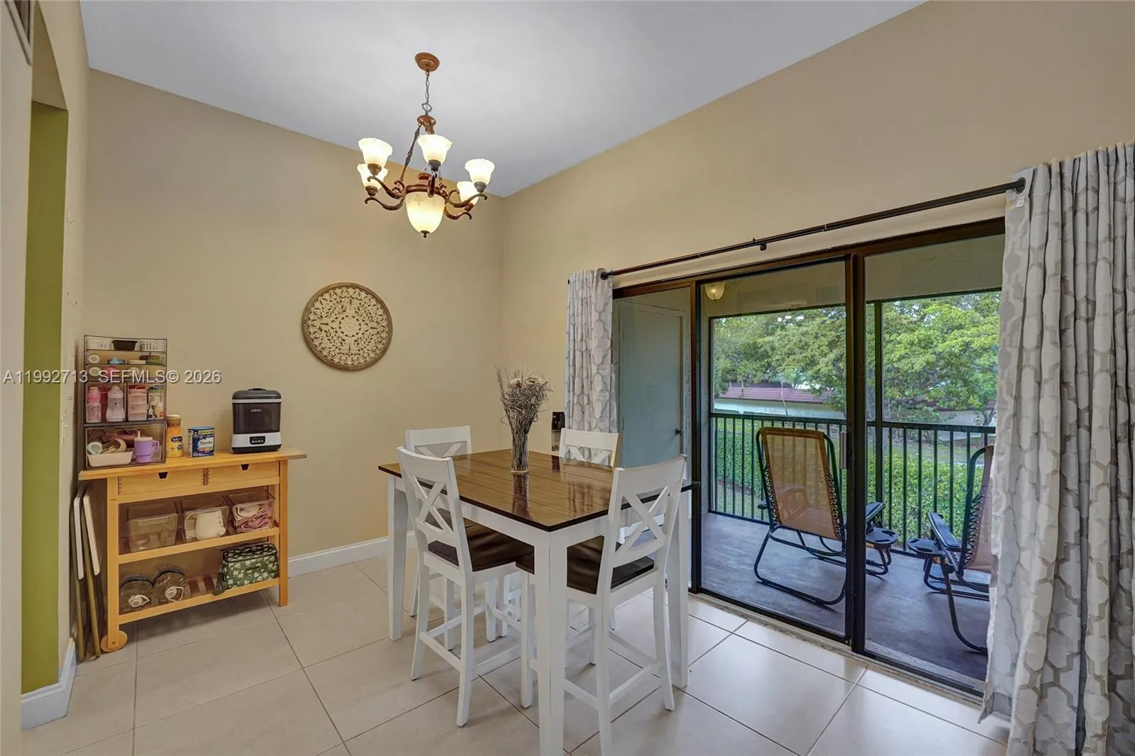8119 Nw 17th Mnr 8119, Plantation, Florida 33322, Plantation, Florida 33322, 2 Bedrooms Bedrooms, ,2 BathroomsBathrooms,Residential,For Sale,8119 Nw 17th Mnr 8119, Plantation, Florida 33322,A11992713