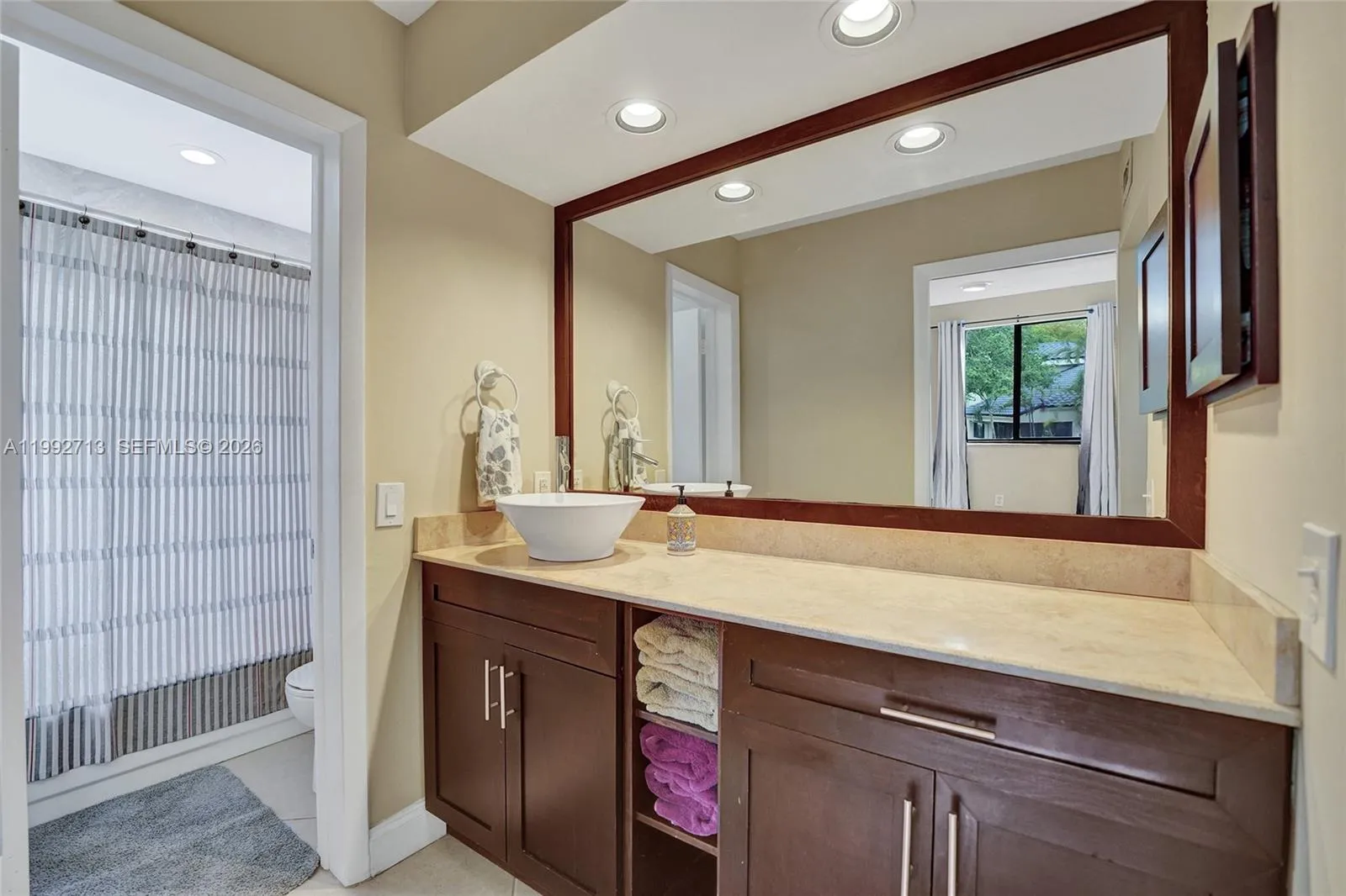 8119 Nw 17th Mnr 8119, Plantation, Florida 33322, Plantation, Florida 33322, 2 Bedrooms Bedrooms, ,2 BathroomsBathrooms,Residential,For Sale,8119 Nw 17th Mnr 8119, Plantation, Florida 33322,A11992713