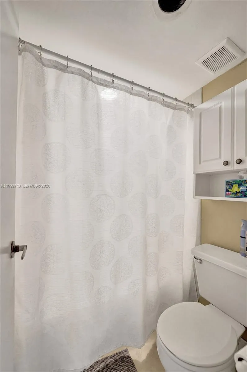 8119 Nw 17th Mnr 8119, Plantation, Florida 33322, Plantation, Florida 33322, 2 Bedrooms Bedrooms, ,2 BathroomsBathrooms,Residential,For Sale,8119 Nw 17th Mnr 8119, Plantation, Florida 33322,A11992713