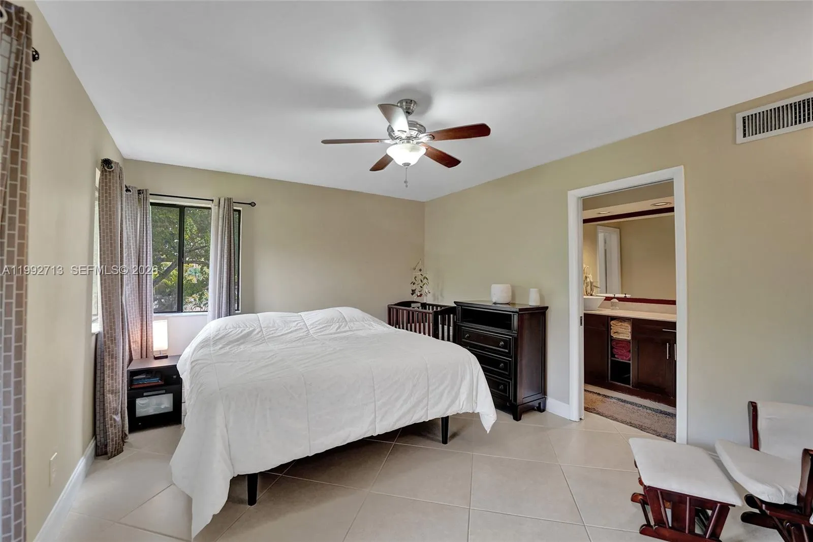 8119 Nw 17th Mnr 8119, Plantation, Florida 33322, Plantation, Florida 33322, 2 Bedrooms Bedrooms, ,2 BathroomsBathrooms,Residential,For Sale,8119 Nw 17th Mnr 8119, Plantation, Florida 33322,A11992713