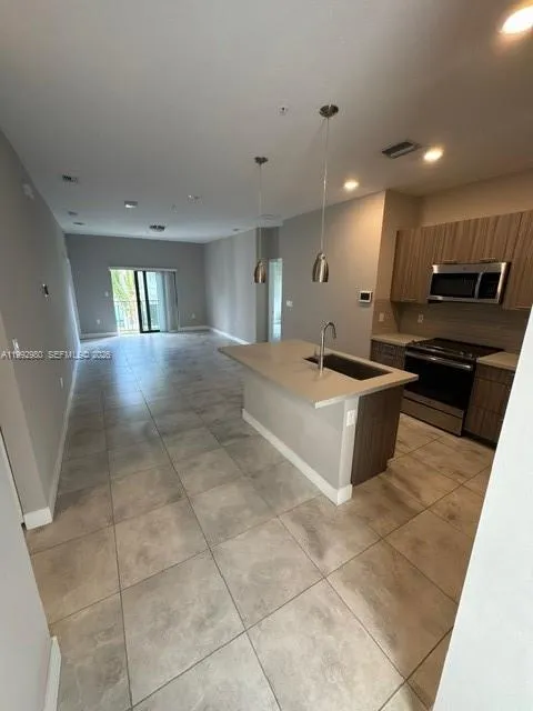 4700 Nw 84th Ave 31, Doral, Florida 33166, Doral, Florida 33166, 2 Bedrooms Bedrooms, ,2 BathroomsBathrooms,Residential Lease,For Rent,4700 Nw 84th Ave 31, Doral, Florida 33166,A11992980