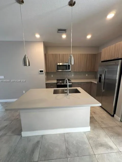 4700 Nw 84th Ave 31, Doral, Florida 33166, Doral, Florida 33166, 2 Bedrooms Bedrooms, ,2 BathroomsBathrooms,Residential Lease,For Rent,4700 Nw 84th Ave 31, Doral, Florida 33166,A11992980