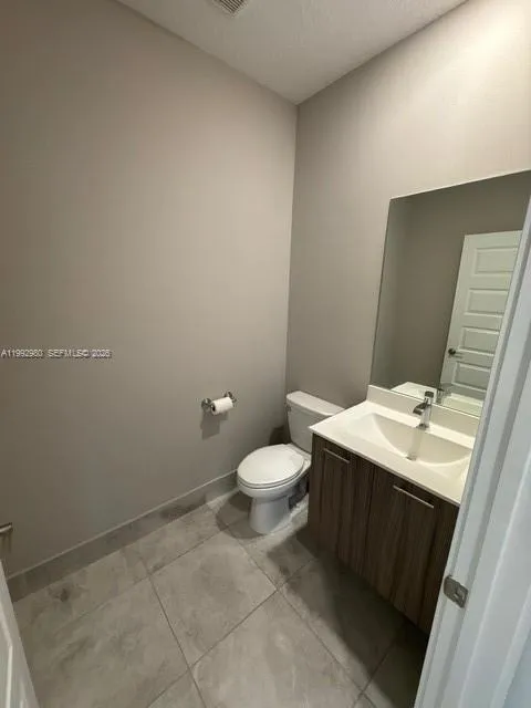 4700 Nw 84th Ave 31, Doral, Florida 33166, Doral, Florida 33166, 2 Bedrooms Bedrooms, ,2 BathroomsBathrooms,Residential Lease,For Rent,4700 Nw 84th Ave 31, Doral, Florida 33166,A11992980