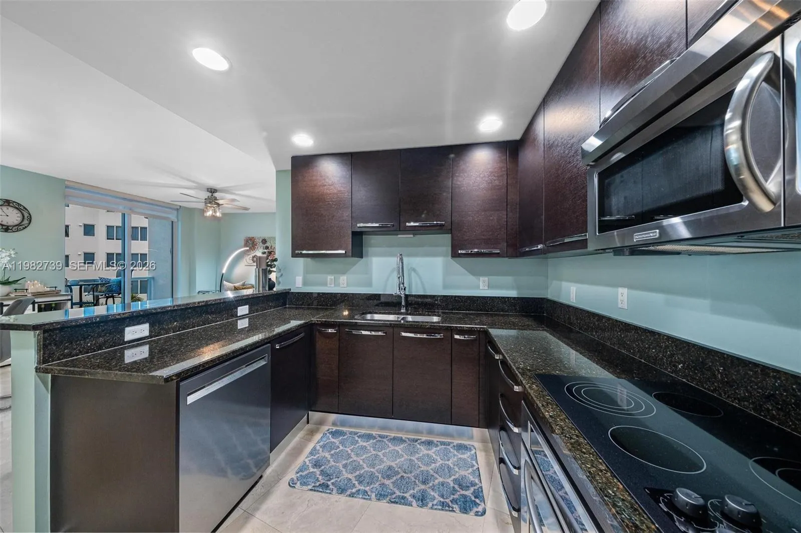 3030 Ne 188th St 404, Aventura, Florida 33180, Aventura, Florida 33180, 2 Bedrooms Bedrooms, ,2 BathroomsBathrooms,Residential,For Sale,3030 Ne 188th St 404, Aventura, Florida 33180,A11982739