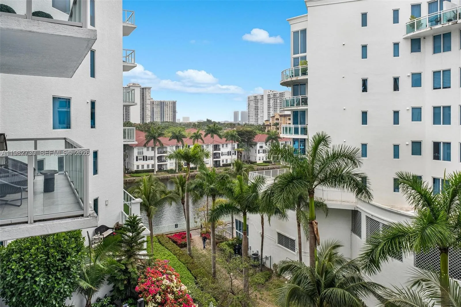 3030 Ne 188th St 404, Aventura, Florida 33180, Aventura, Florida 33180, 2 Bedrooms Bedrooms, ,2 BathroomsBathrooms,Residential,For Sale,3030 Ne 188th St 404, Aventura, Florida 33180,A11982739