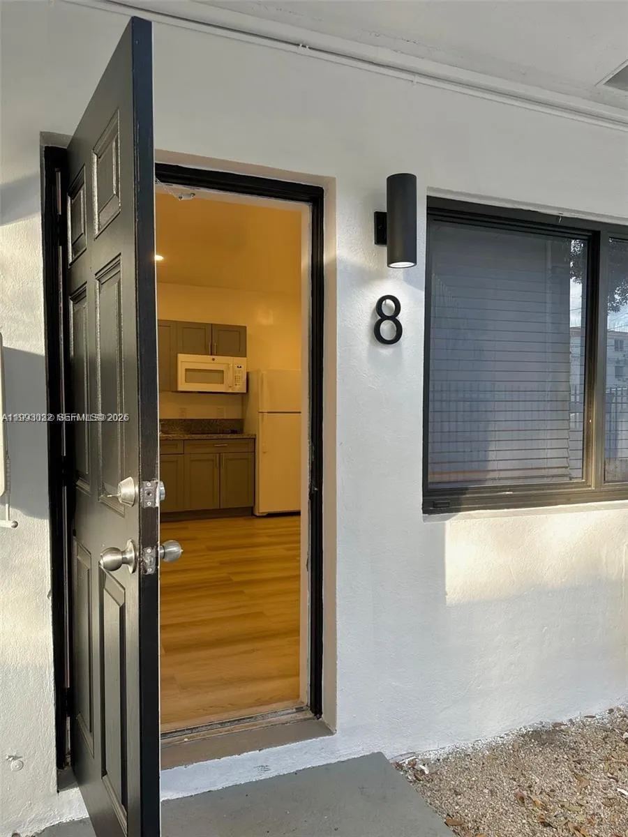 5545 N Miami Ave 8, Miami, Florida 33127, Miami, Florida 33127, 1 Bedroom Bedrooms, ,1 BathroomBathrooms,Residential Lease,For Rent,5545 N Miami Ave 8, Miami, Florida 33127,A11993032