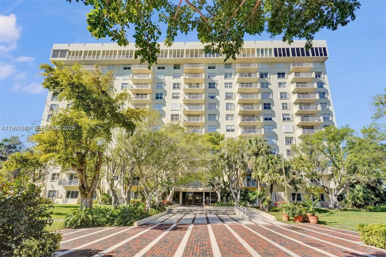 11111 Biscayne Blvd 7e, Miami, Florida 33181, Miami, Florida 33181, 1 Bedroom Bedrooms, ,1 BathroomBathrooms,Residential Lease,For Rent,11111 Biscayne Blvd 7e, Miami, Florida 33181,A11992842