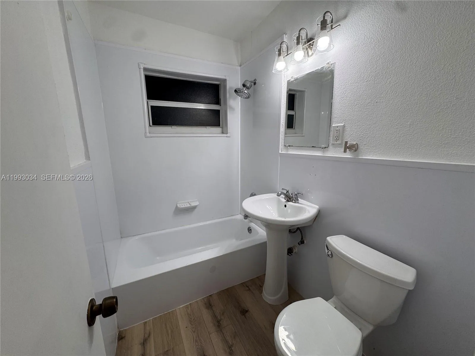 2240 Ne 171st St 8, North Miami Beach, Florida 331, North Miami Beach, Florida 33160, 2 Bedrooms Bedrooms, ,1 BathroomBathrooms,Residential Lease,For Rent,2240 Ne 171st St 8, North Miami Beach, Florida 331,A11993034