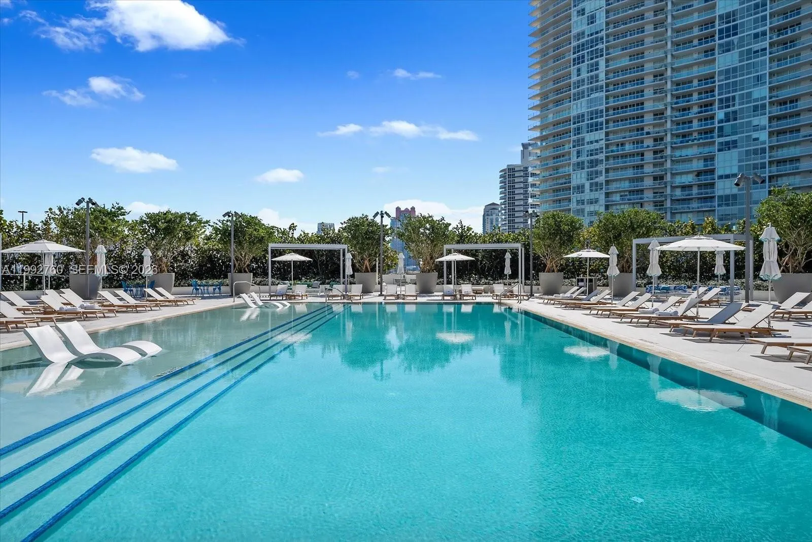 500 Alton Rd 2205, Miami Beach, Florida 33139, Miami Beach, Florida 33139, 4 Bedrooms Bedrooms, ,3 BathroomsBathrooms,Residential Lease,For Rent,500 Alton Rd 2205, Miami Beach, Florida 33139,A11992760