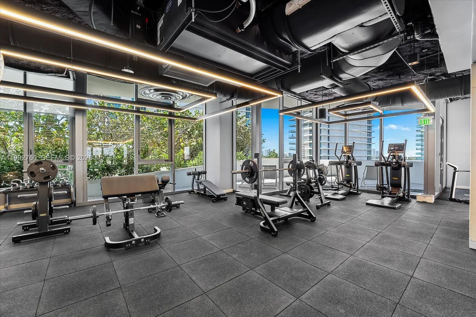 500 Alton Rd 2205, Miami Beach, Florida 33139, Miami Beach, Florida 33139, 4 Bedrooms Bedrooms, ,3 BathroomsBathrooms,Residential Lease,For Rent,500 Alton Rd 2205, Miami Beach, Florida 33139,A11992760