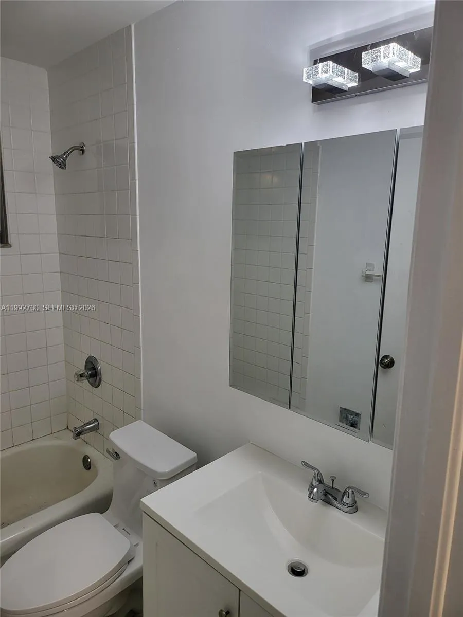 5645 Taft St, Hollywood, Florida 33021, Hollywood, Florida 33021, ,Commercial Sale,For Sale,5645 Taft St, Hollywood, Florida 33021,A11992730