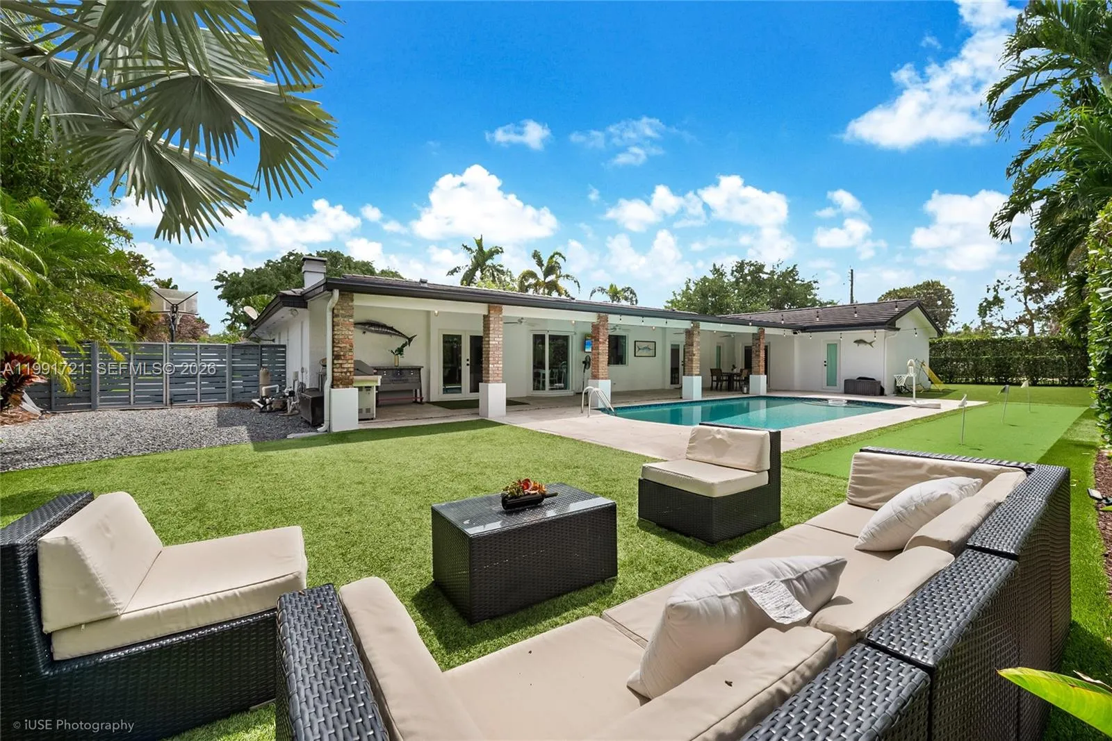 10330 Sw 71st Ave, Pinecrest, Florida 33156, Pinecrest, Florida 33156, 5 Bedrooms Bedrooms, ,3 BathroomsBathrooms,Residential,For Sale,10330 Sw 71st Ave, Pinecrest, Florida 33156,A11991721