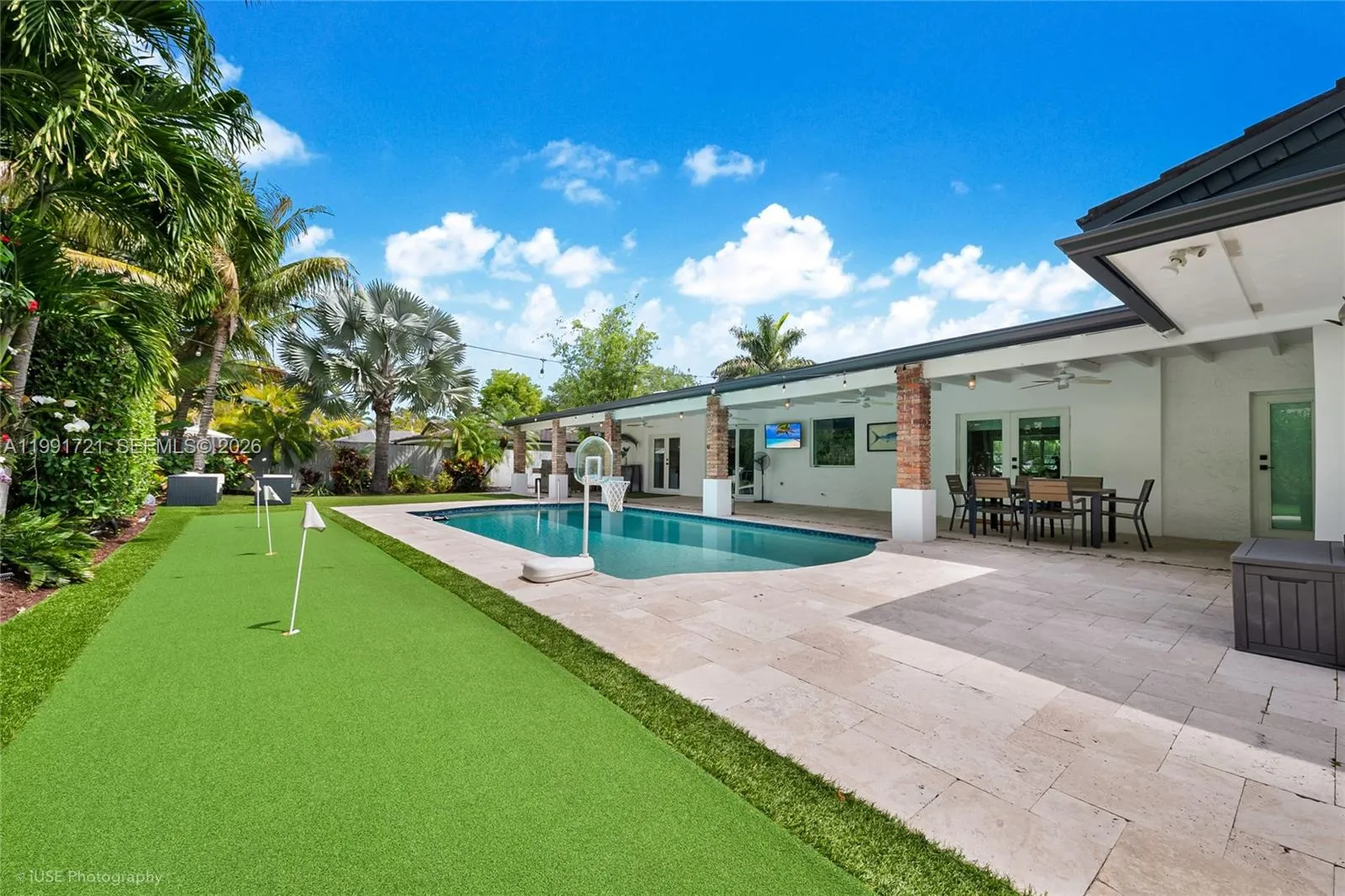 10330 Sw 71st Ave, Pinecrest, Florida 33156, Pinecrest, Florida 33156, 5 Bedrooms Bedrooms, ,3 BathroomsBathrooms,Residential,For Sale,10330 Sw 71st Ave, Pinecrest, Florida 33156,A11991721