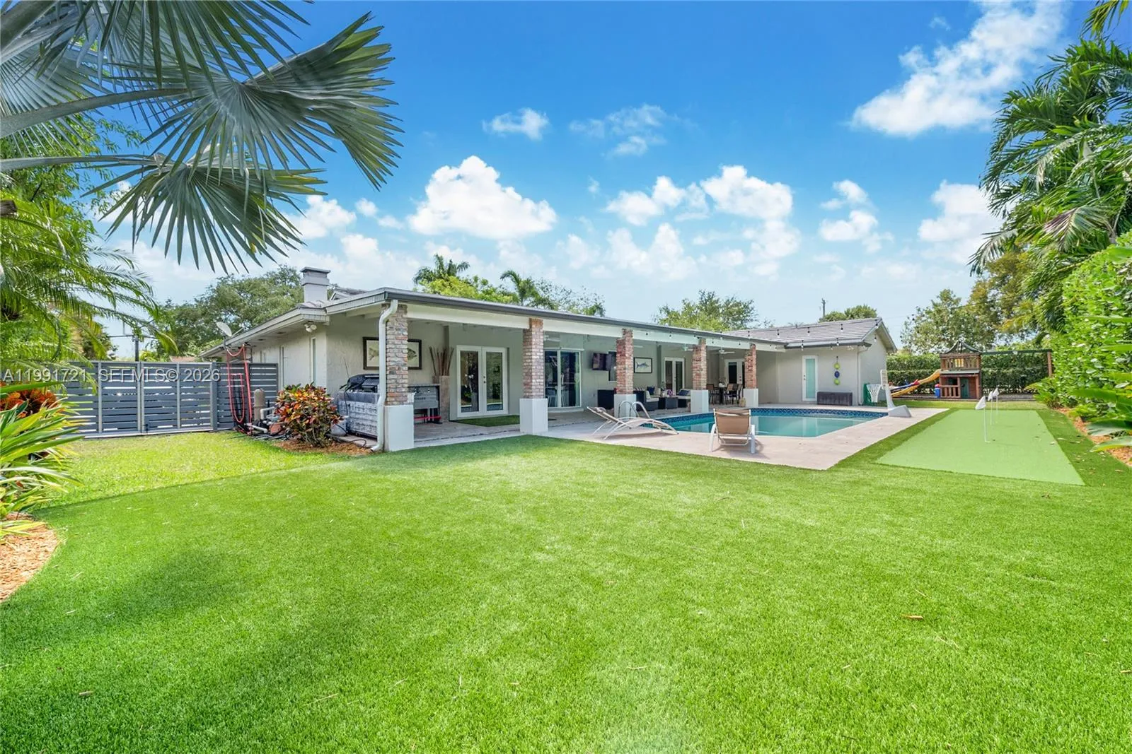 10330 Sw 71st Ave, Pinecrest, Florida 33156, Pinecrest, Florida 33156, 5 Bedrooms Bedrooms, ,3 BathroomsBathrooms,Residential,For Sale,10330 Sw 71st Ave, Pinecrest, Florida 33156,A11991721