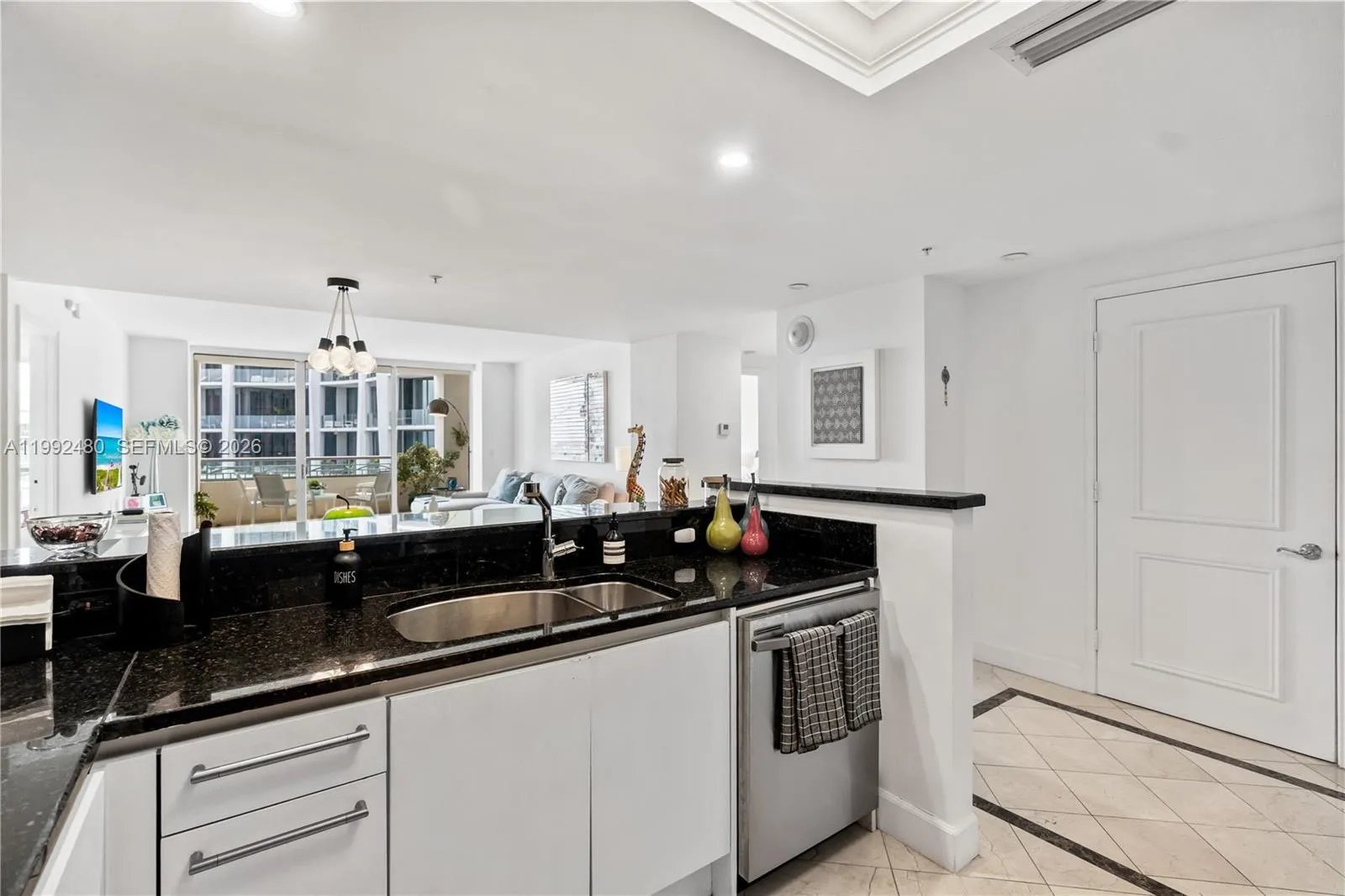 3400 Sw 27th Ave 1604, Coconut Grove, Florida 3313, Coconut Grove, Florida 33133, 2 Bedrooms Bedrooms, ,2 BathroomsBathrooms,Residential Lease,For Rent,3400 Sw 27th Ave 1604, Coconut Grove, Florida 3313,A11992480