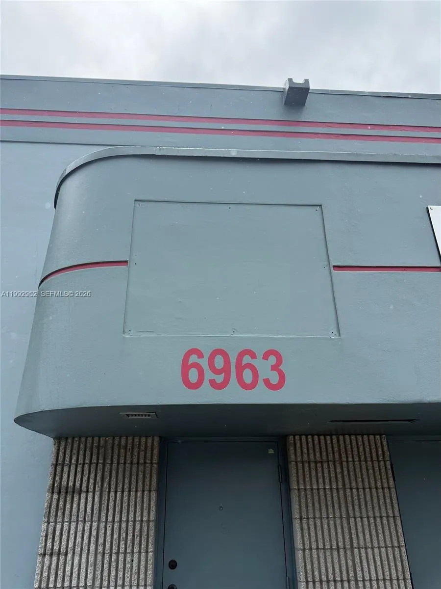 Medley, Florida 33166, ,Commercial Lease,For Rent,A11992952