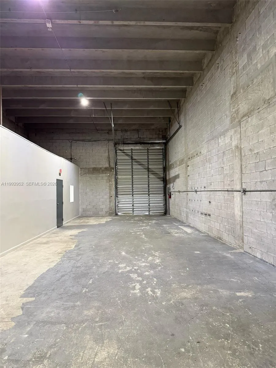 Medley, Florida 33166, ,Commercial Lease,For Rent,A11992952